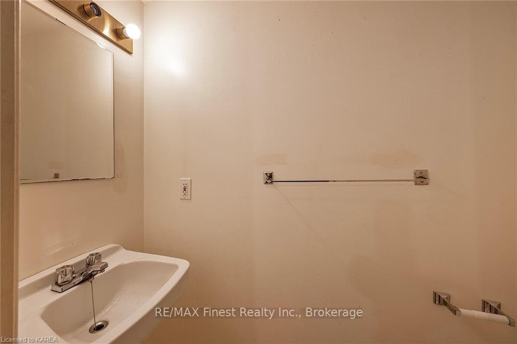 1172 ACADIA Drive photo 28
