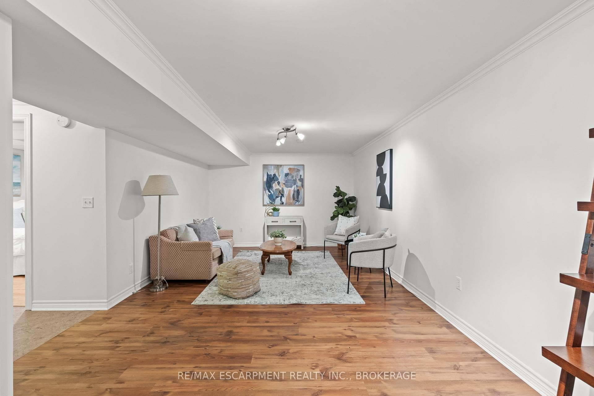 19 Bartlett Avenue Unit 10 photo 22