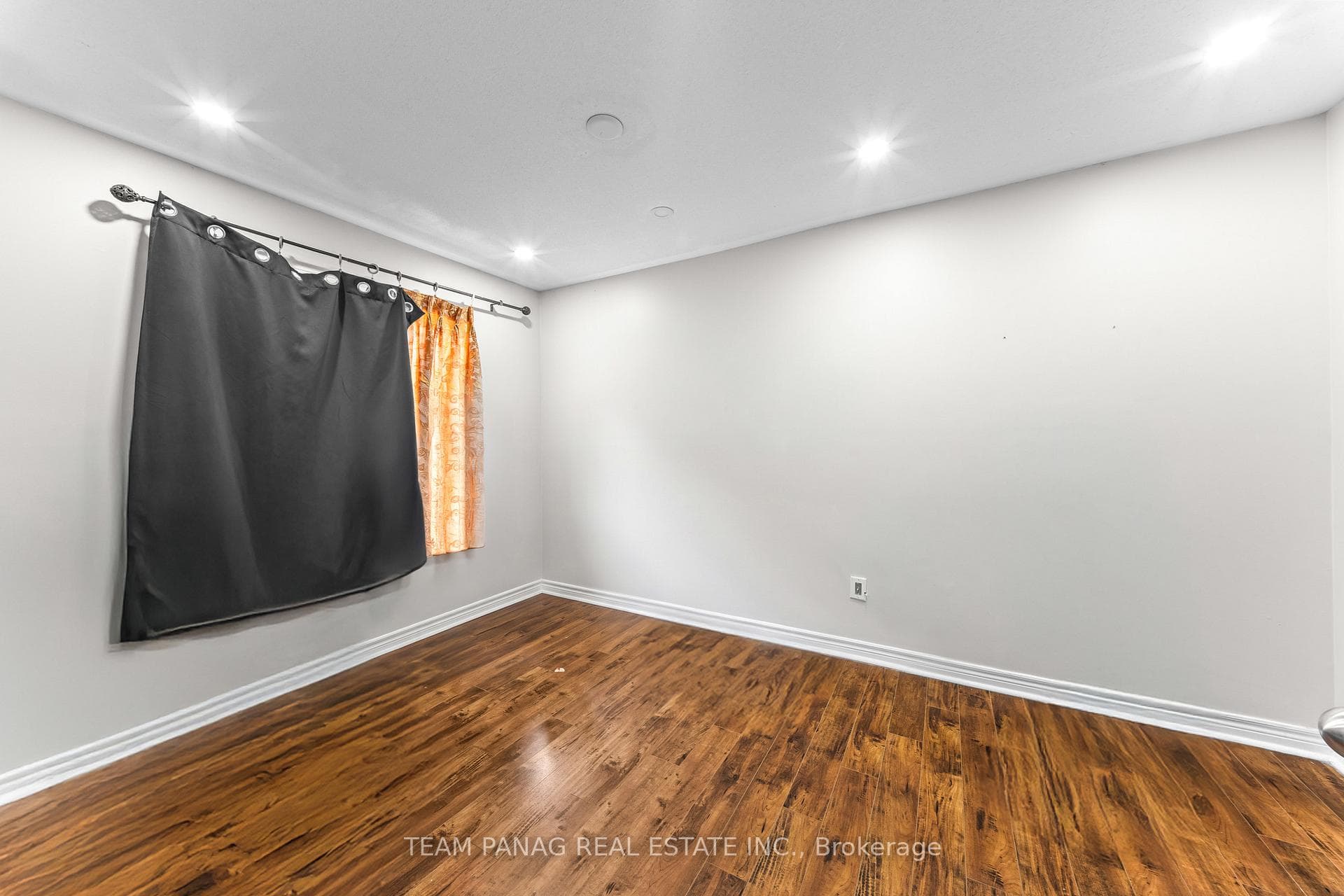54 Clearfield Drive photo 30