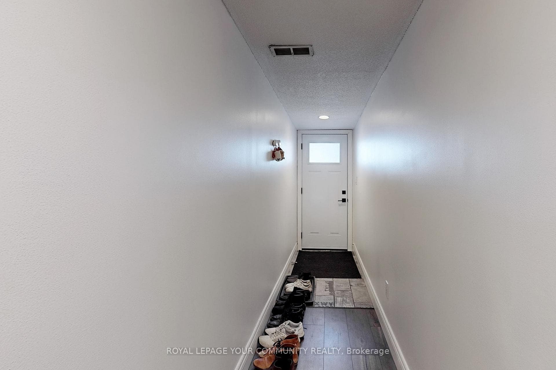 895 Maple Avenue Unit 526 photo 32
