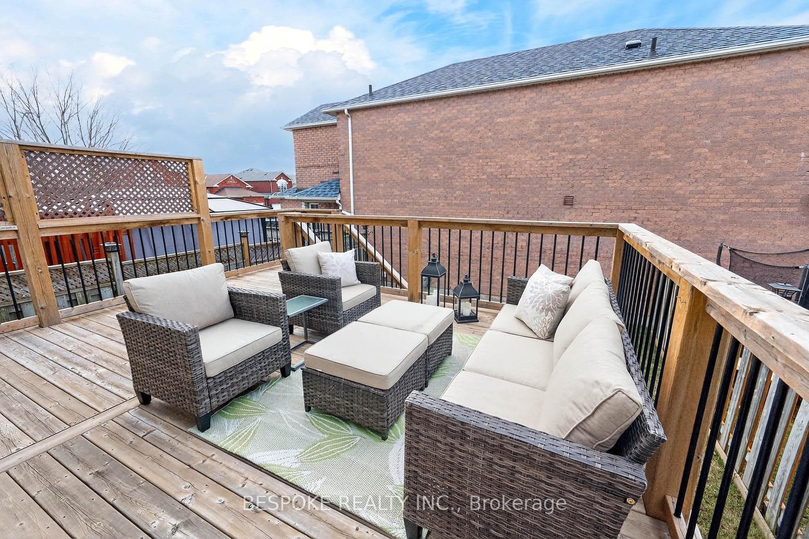 38 Perfitt Crescent photo 31
