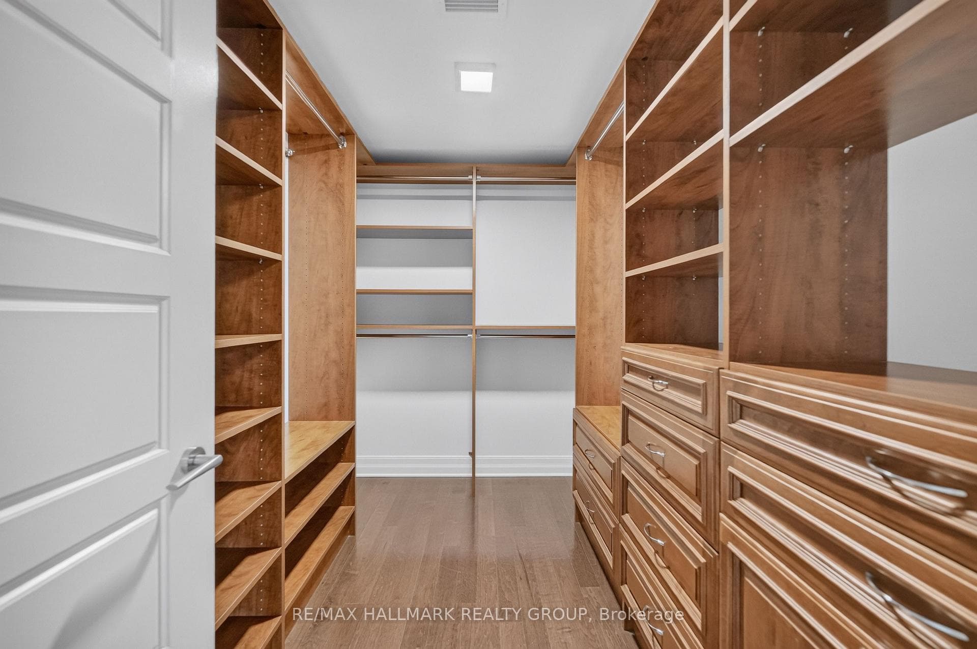 Custom Designer Closets
