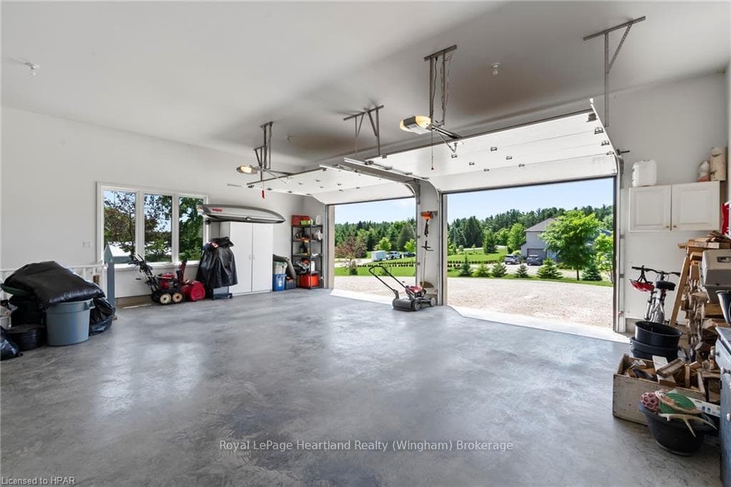 27 INGLIS Crescent photo 40