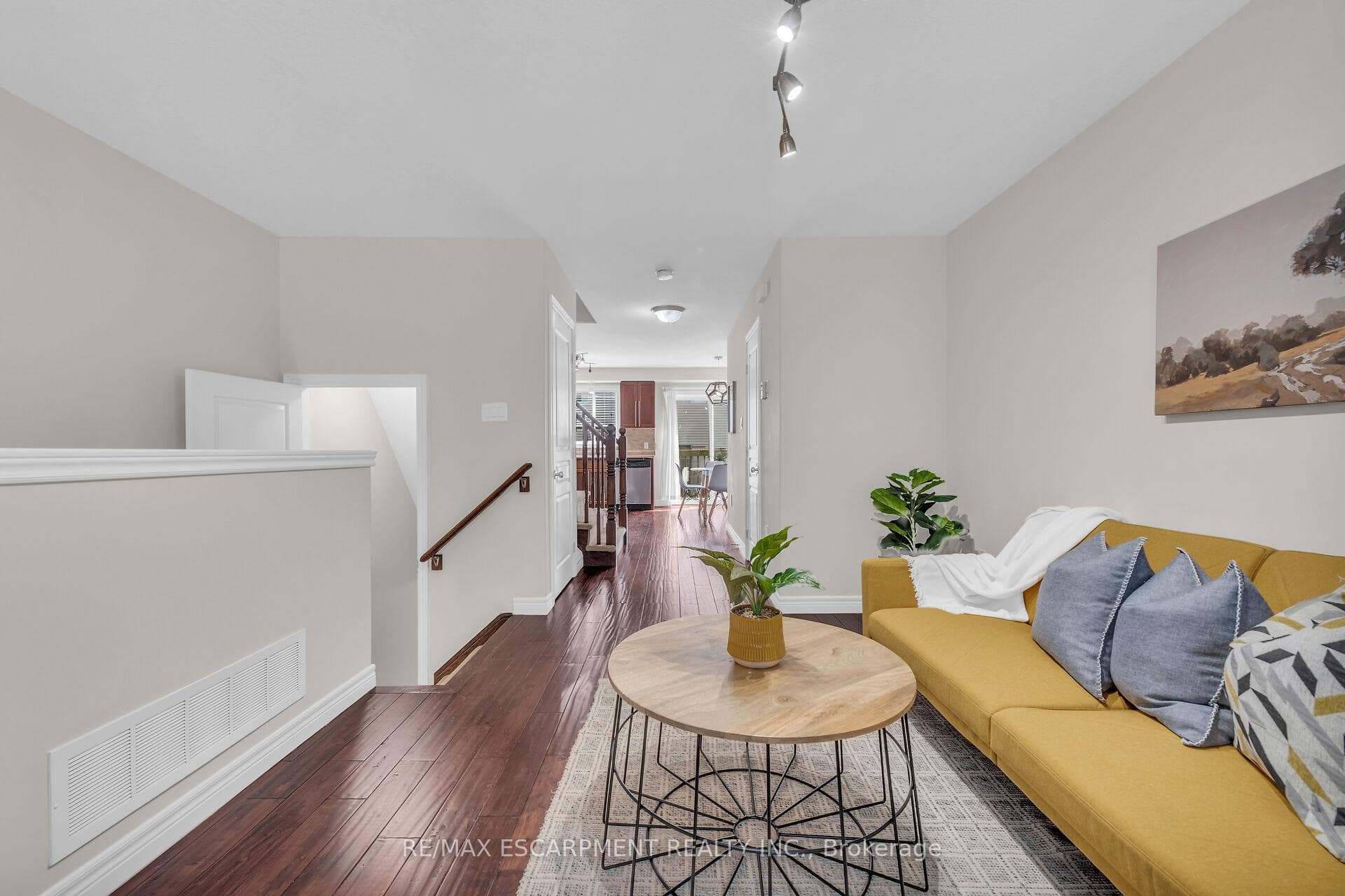 43 Viking Drive photo 15