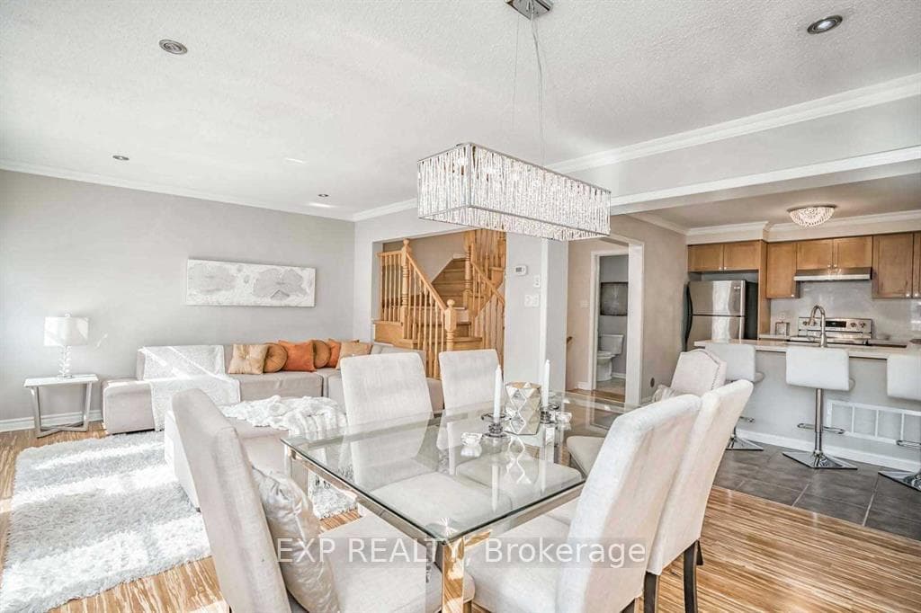 945 Sprague Place photo 4