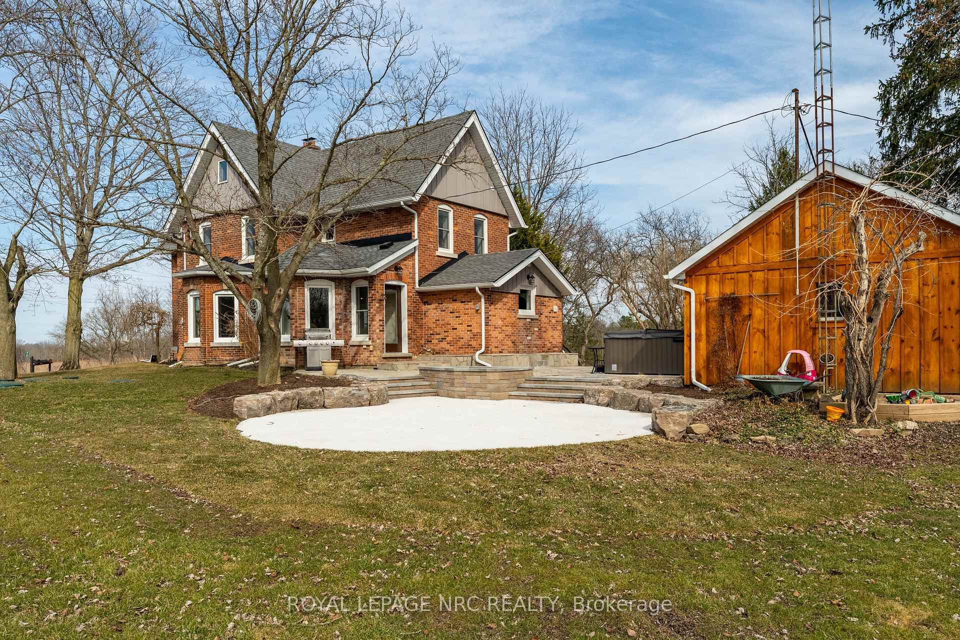 94 Roland Road photo 33