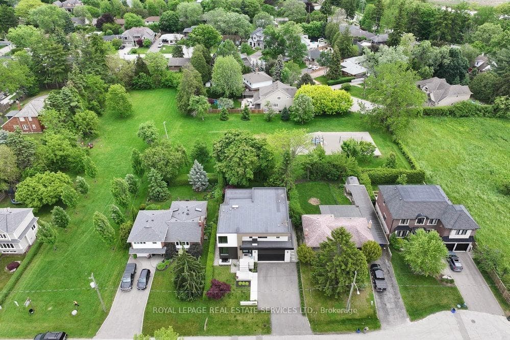 2460 Applewood Drive photo 37