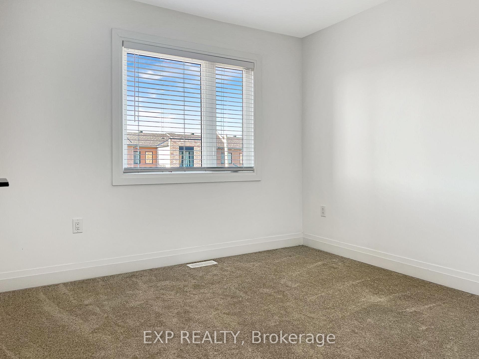 2 Haven Lane photo 22