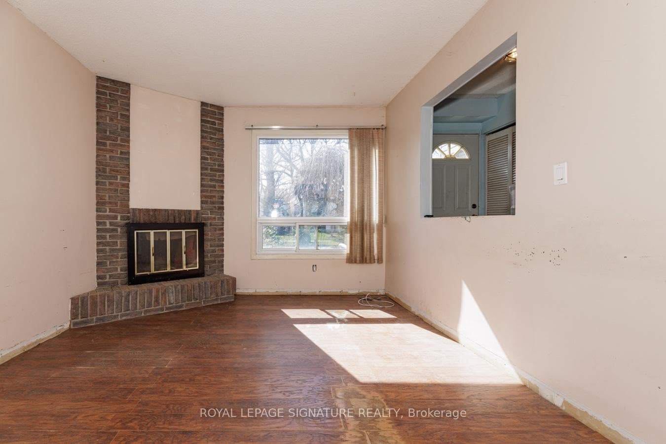 1796 Foleyet Crescent photo 4