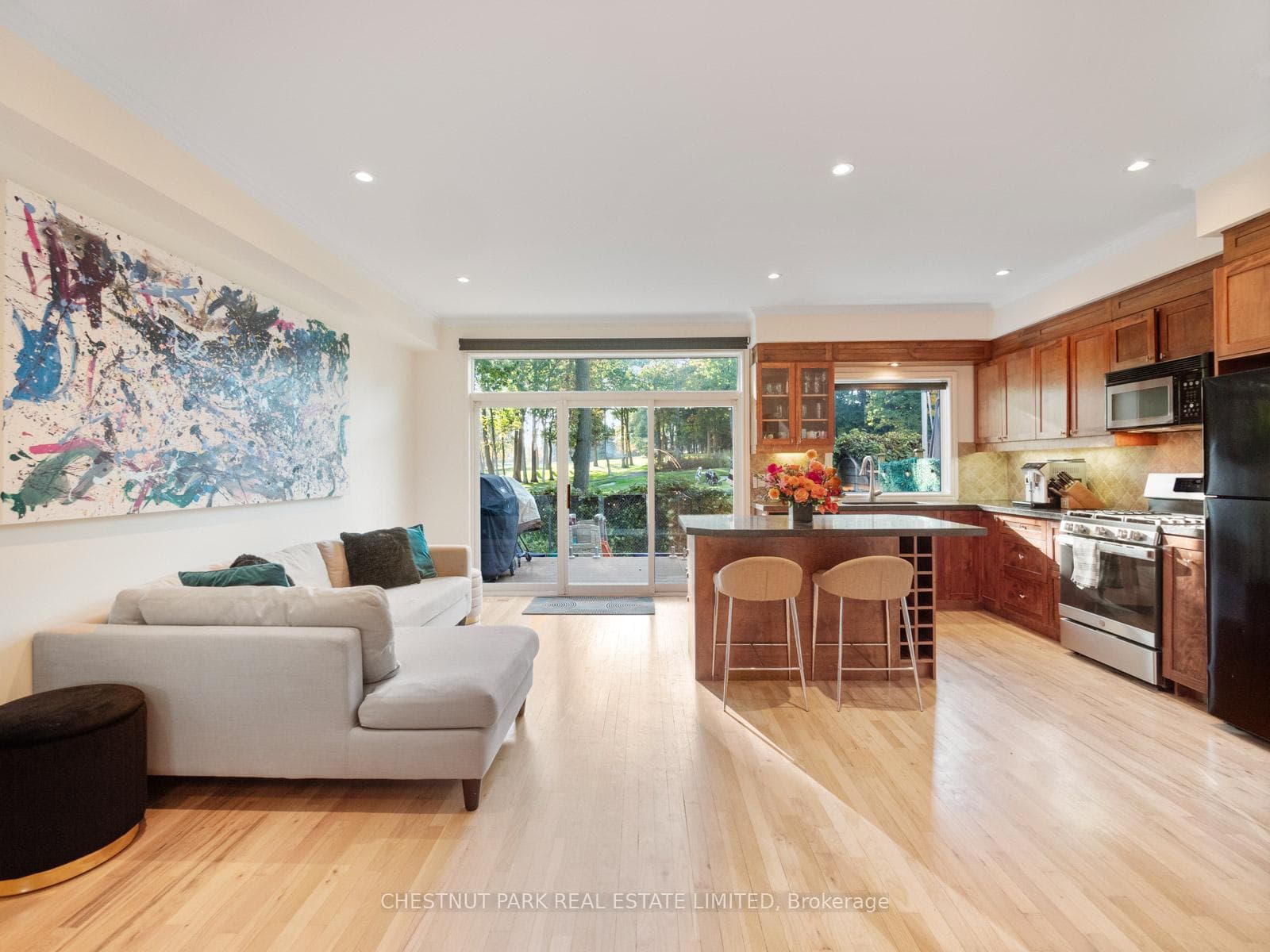 64 Haig Avenue photo 9