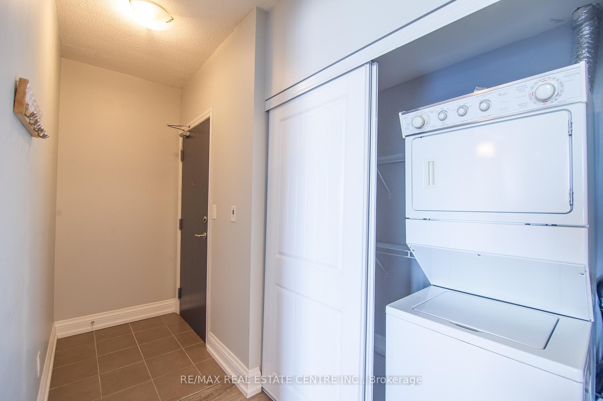 3504 Hurontario Street Unit 2301 photo 6
