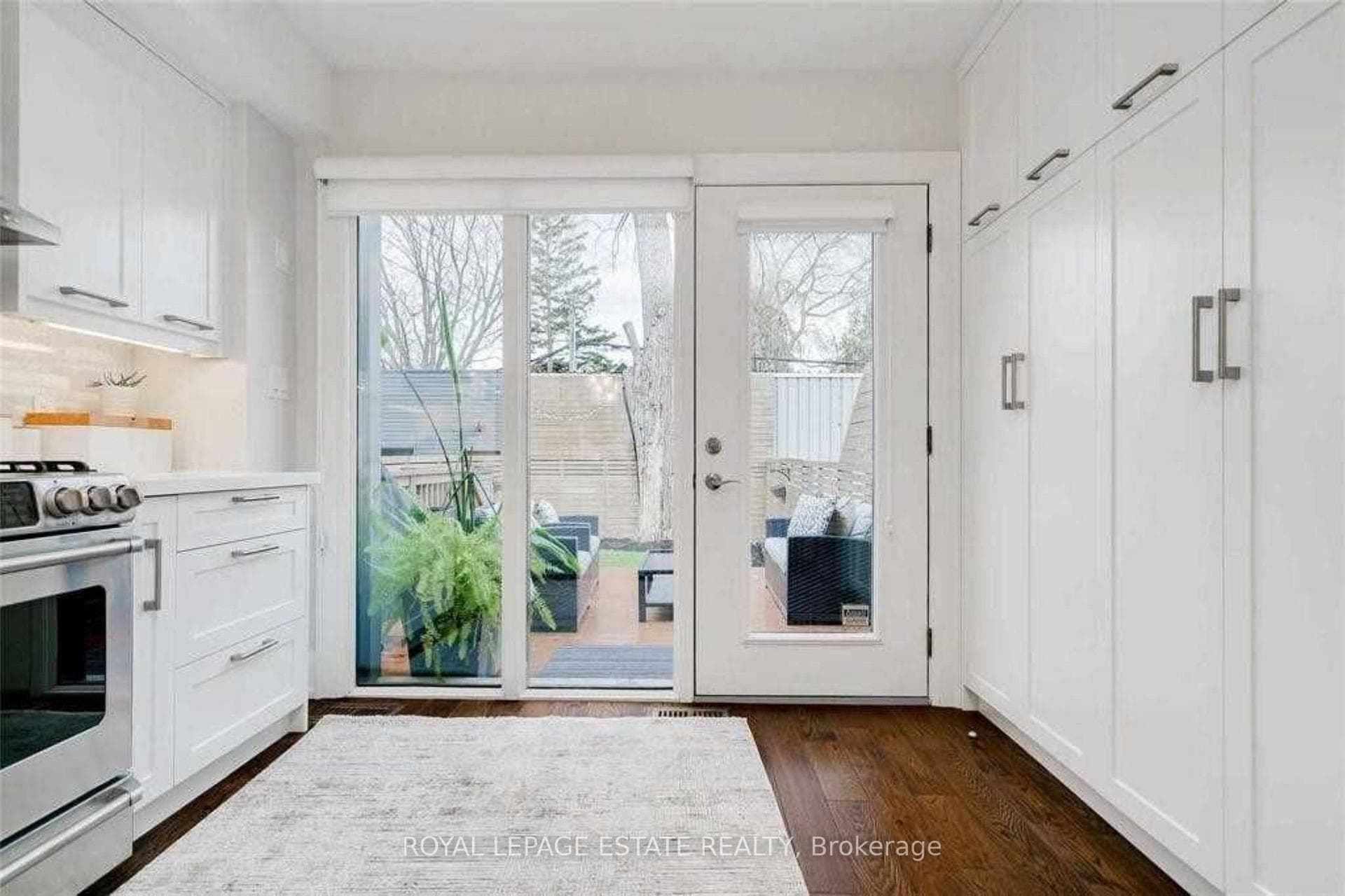 10 Kent Road photo 9