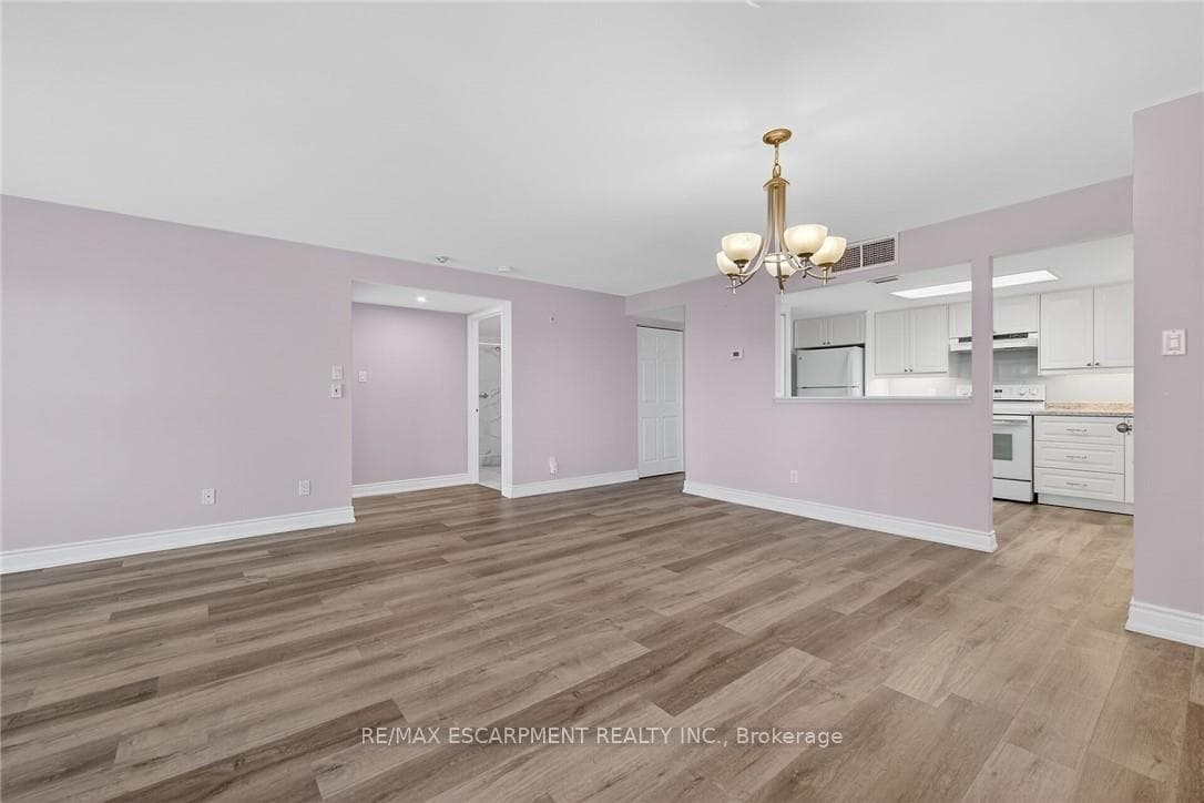 19 Lake Avenue Unit 303 photo 17