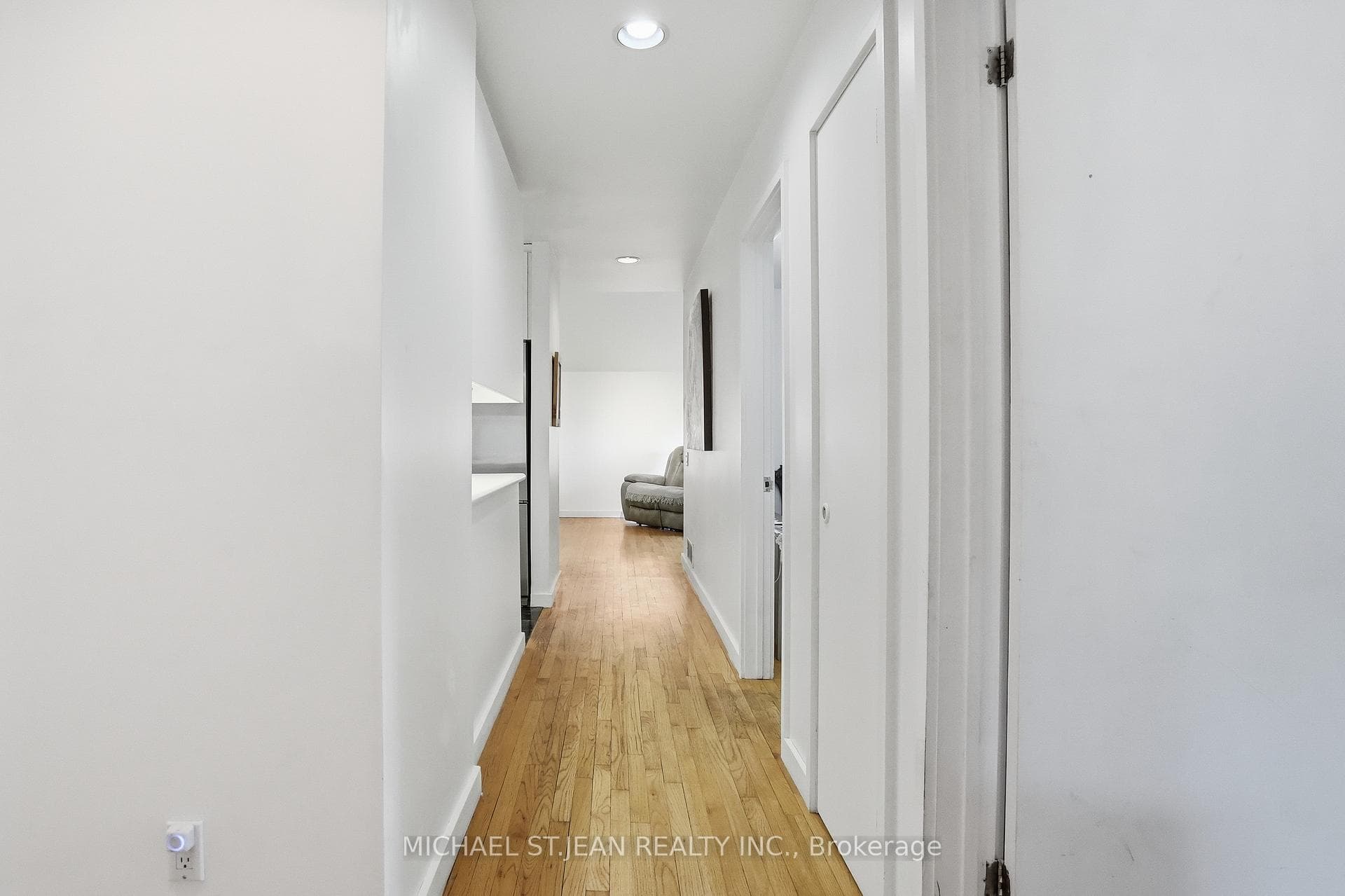 1314 Safari Road photo 7