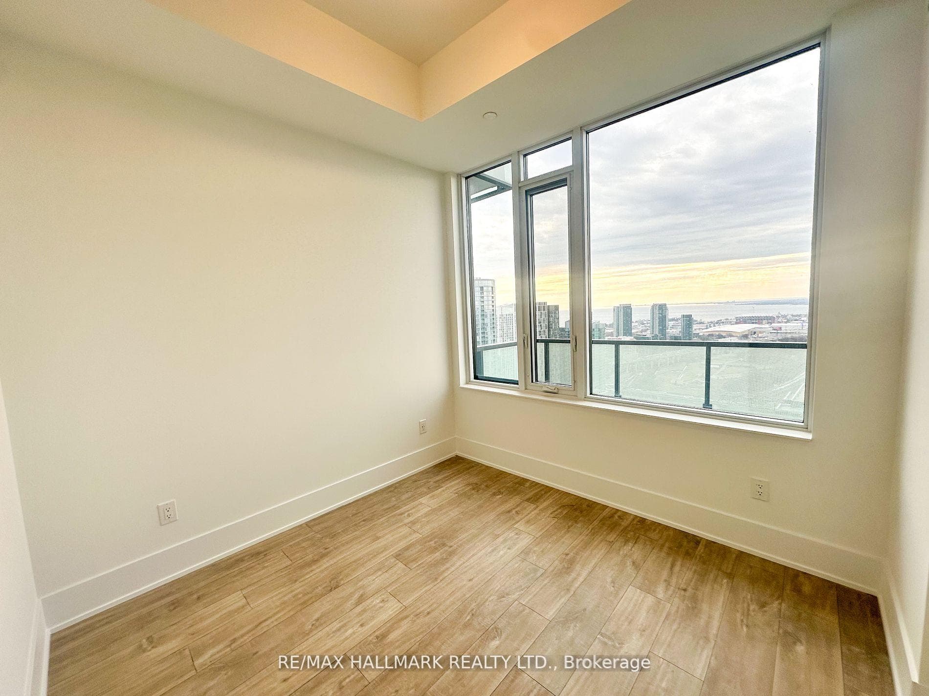 470 Front Street Unit 3115 photo 9