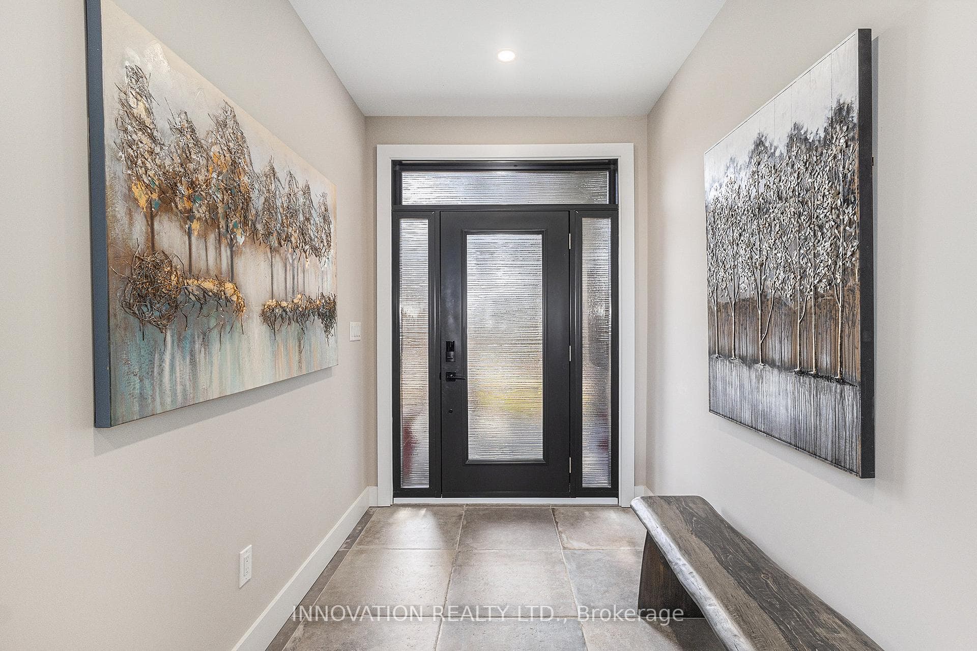 1048 Boucher Crescent photo 5