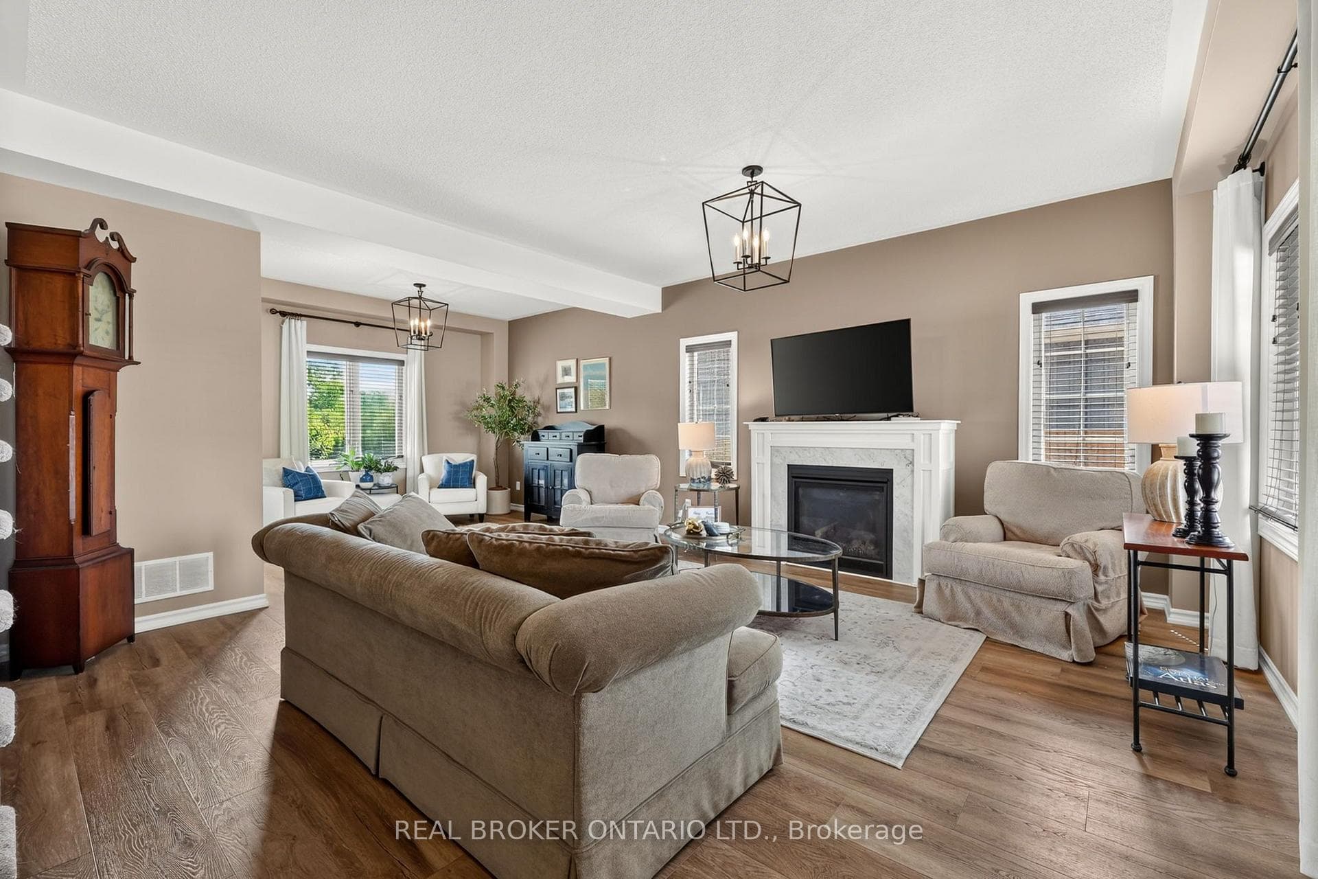 36 Beverly Street photo 6