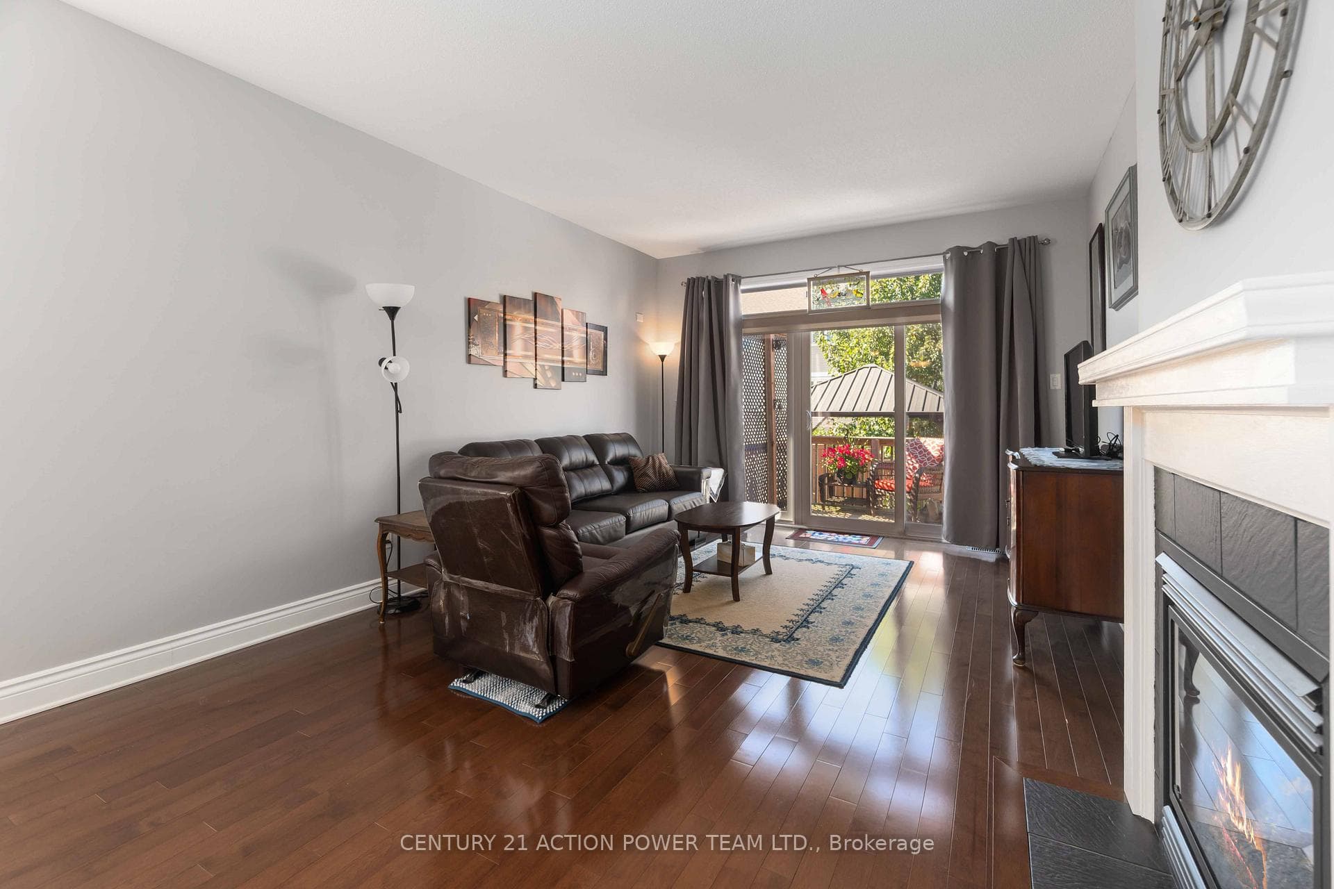 77 Desmond Trudeau Drive photo 11