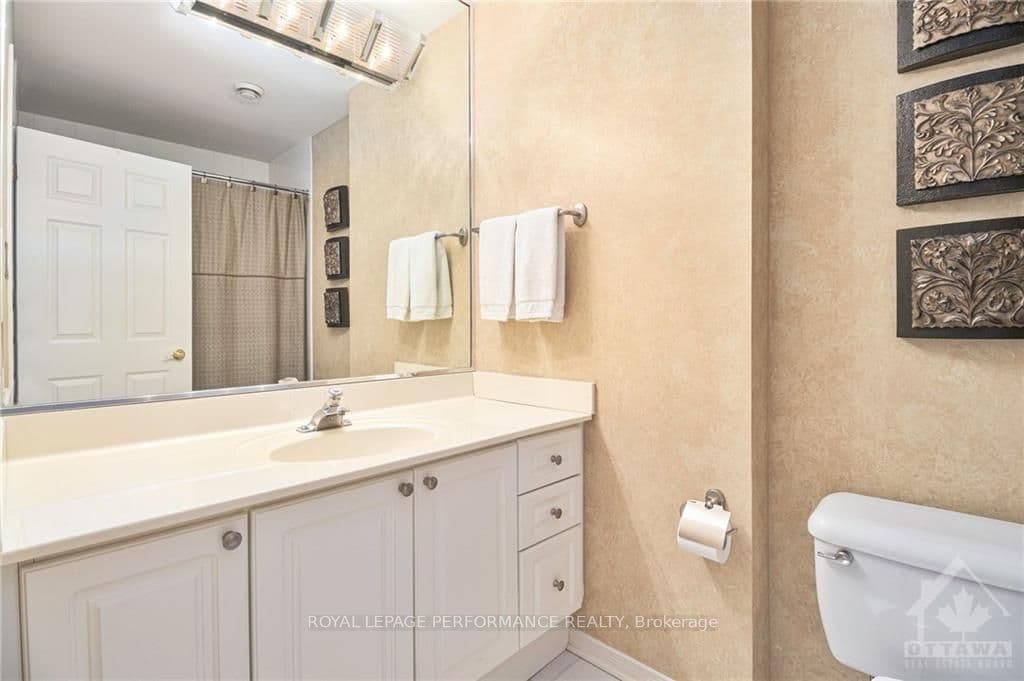 164 KEHOE Street photo 21