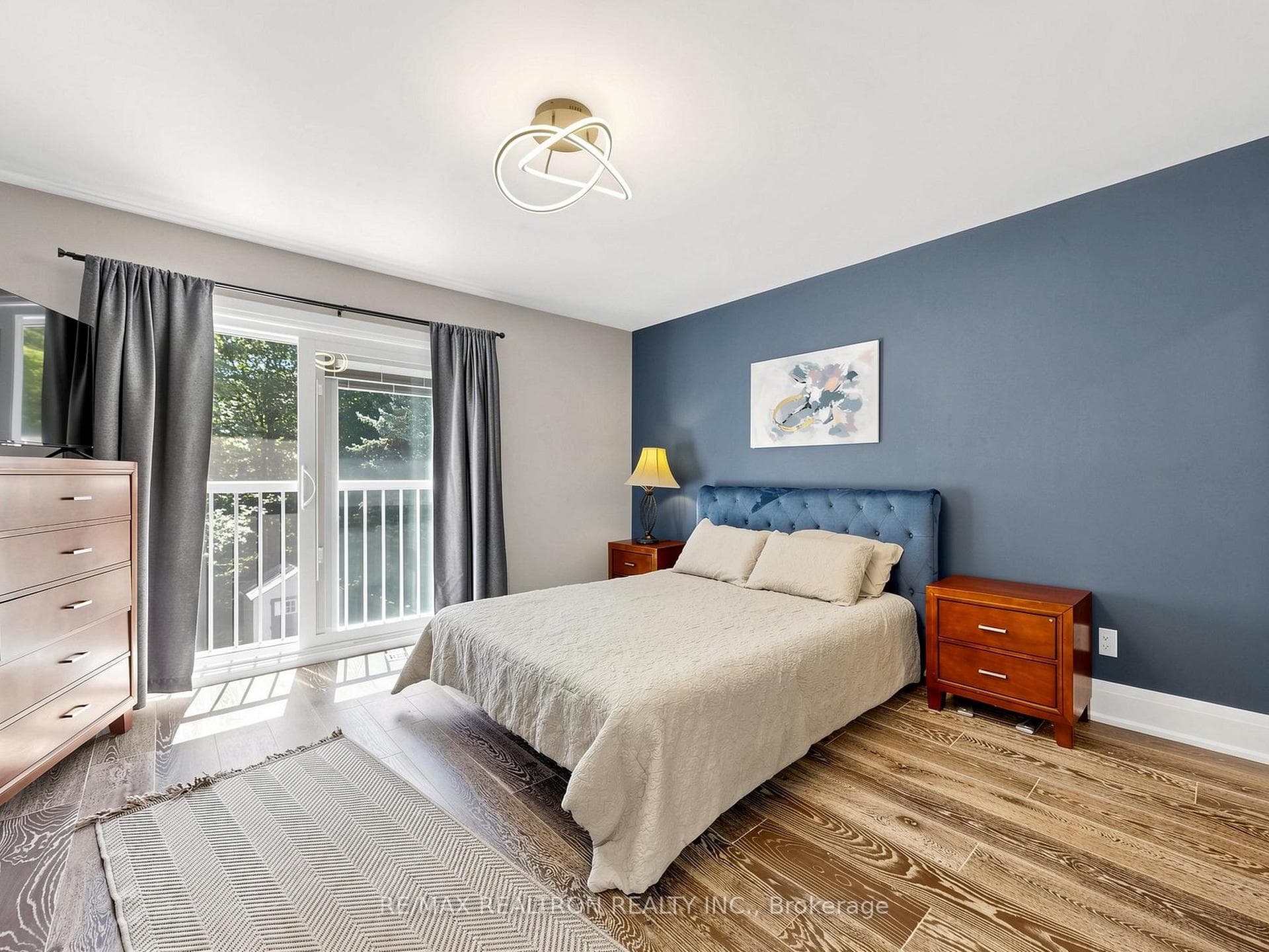 132 Stilecroft Drive photo 21