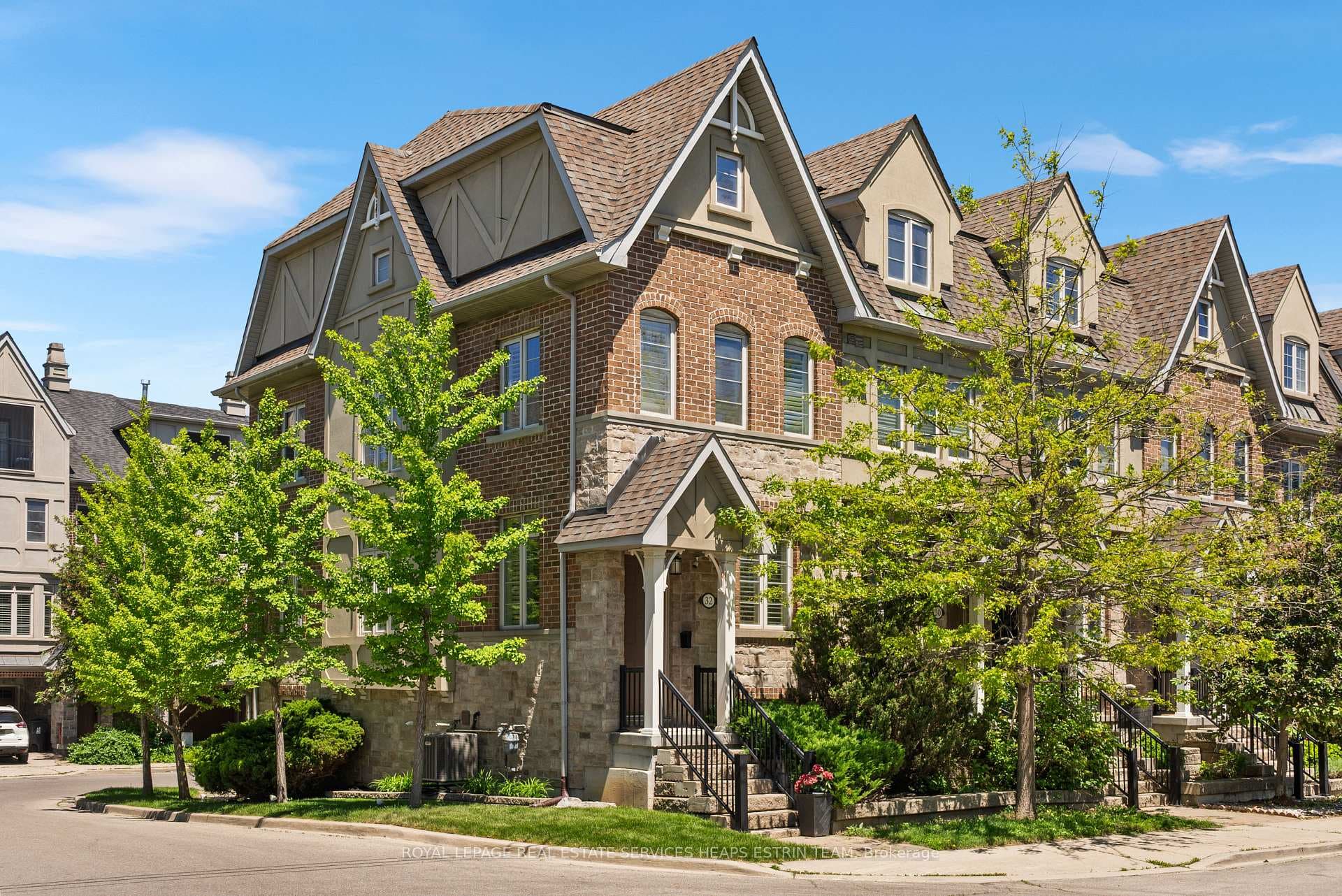 32 Mendota Road photo 1
