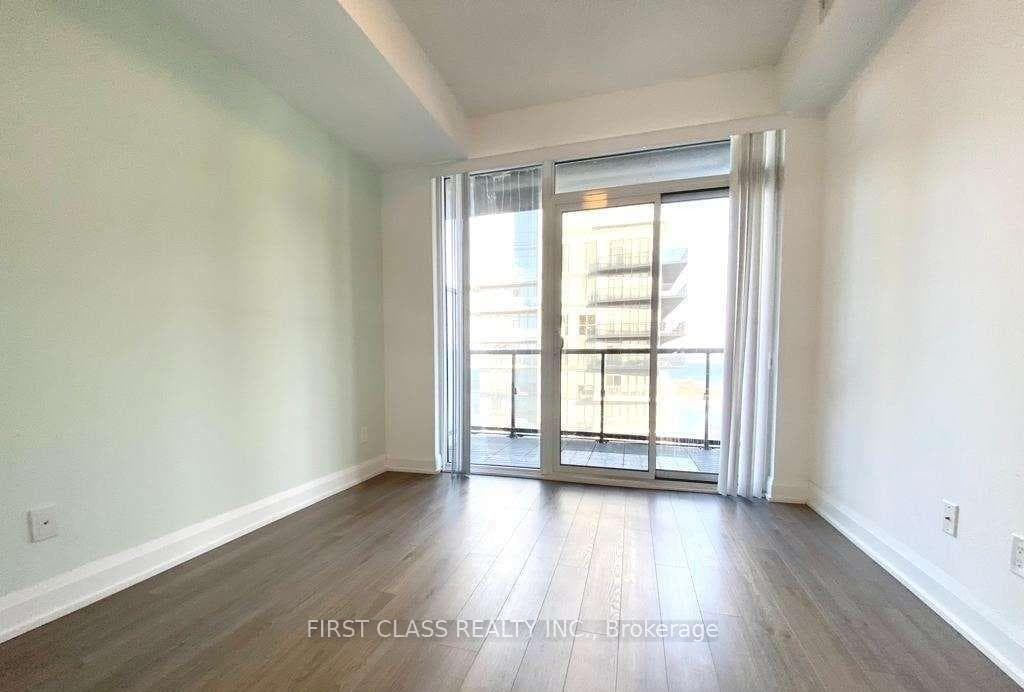 56 Annie Craig Drive Unit 1003 photo 8