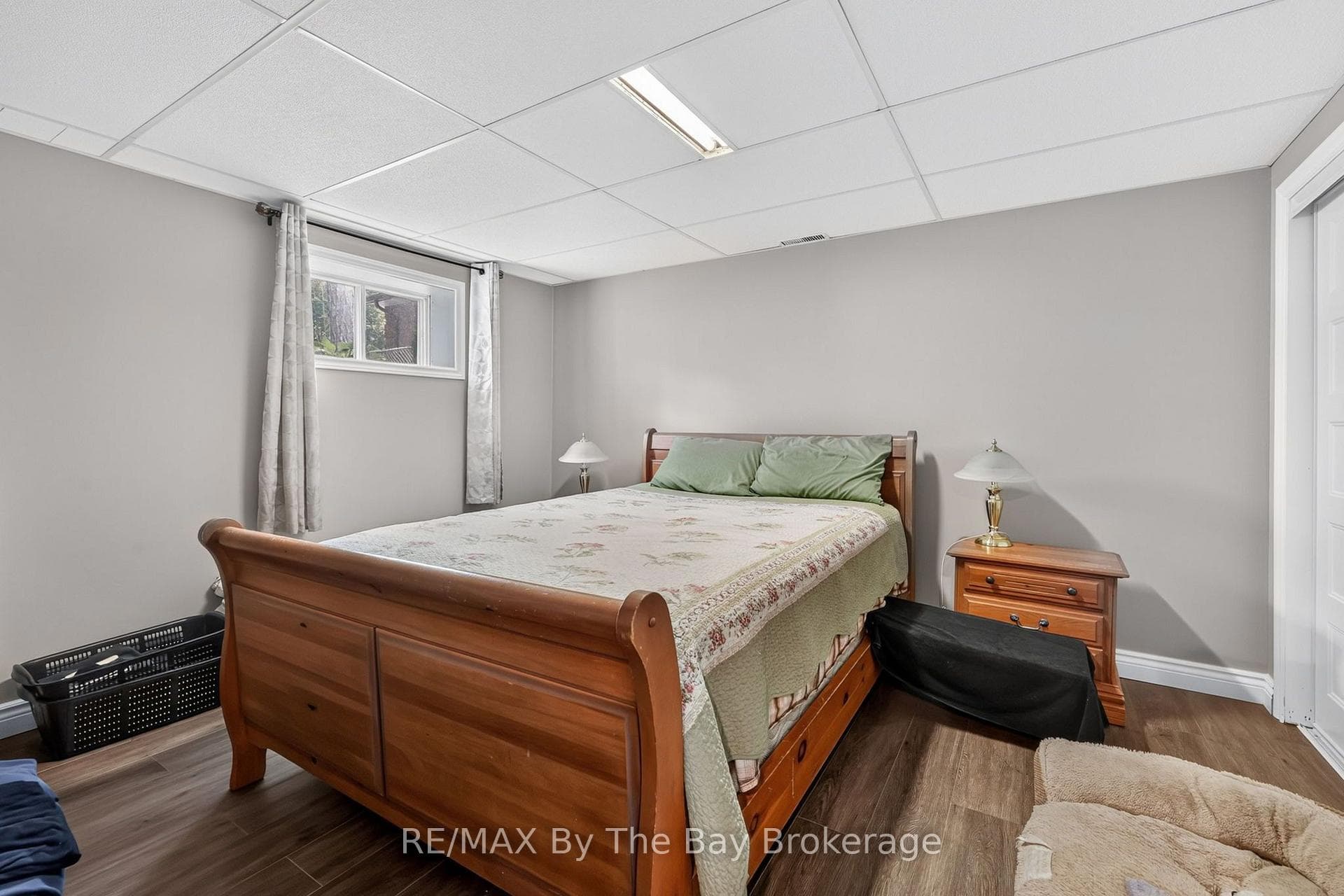 1434 RIVER Road photo 32