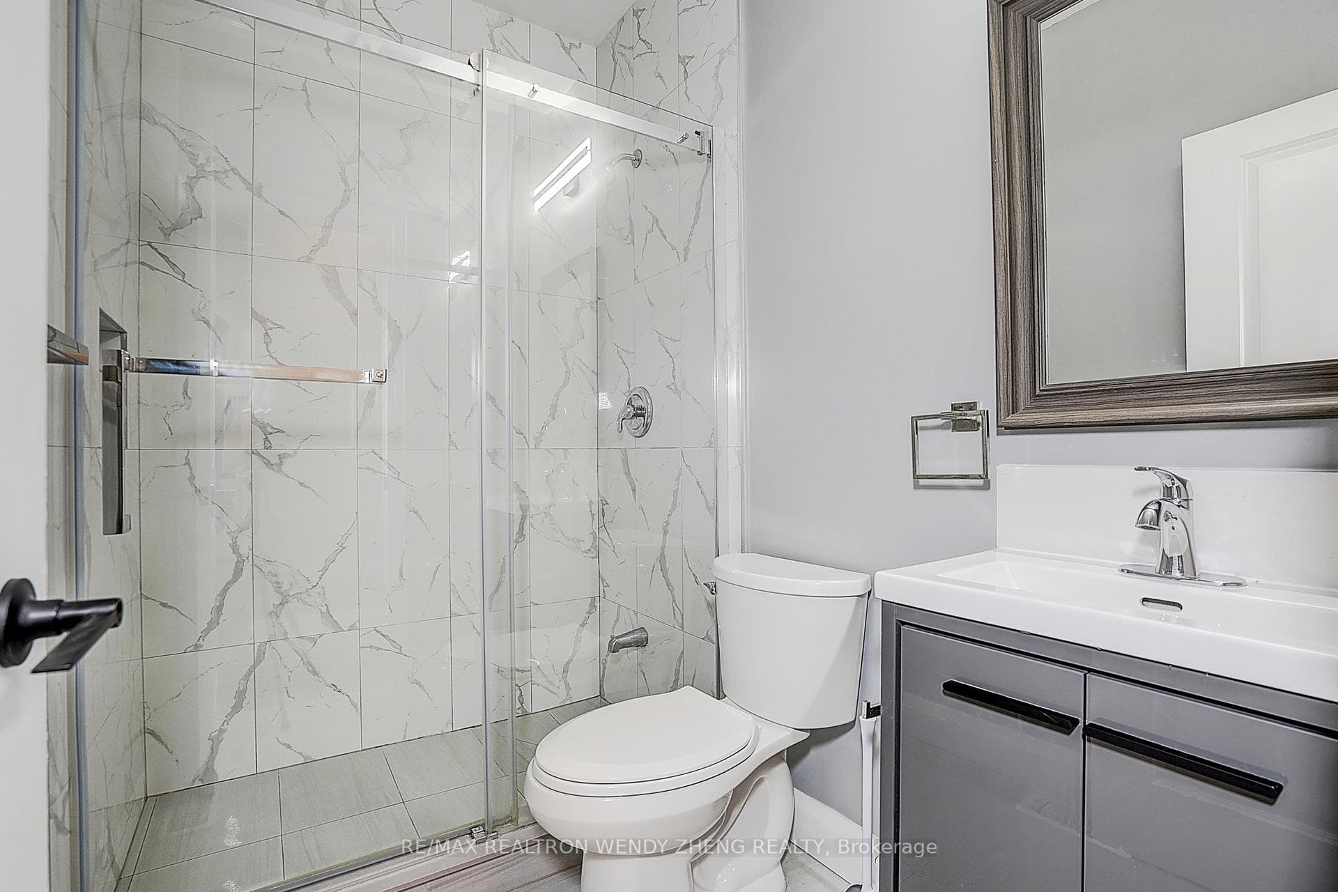 175 Grace Street Unit Unit 1 photo 25