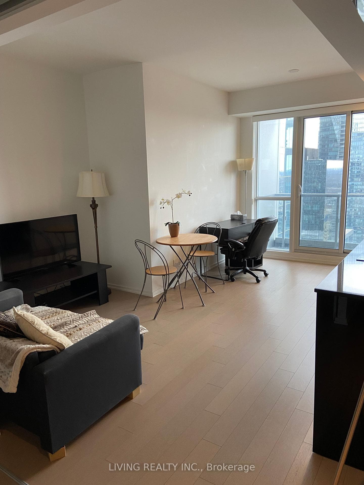 70 Temperance Street Unit 4512 photo 2