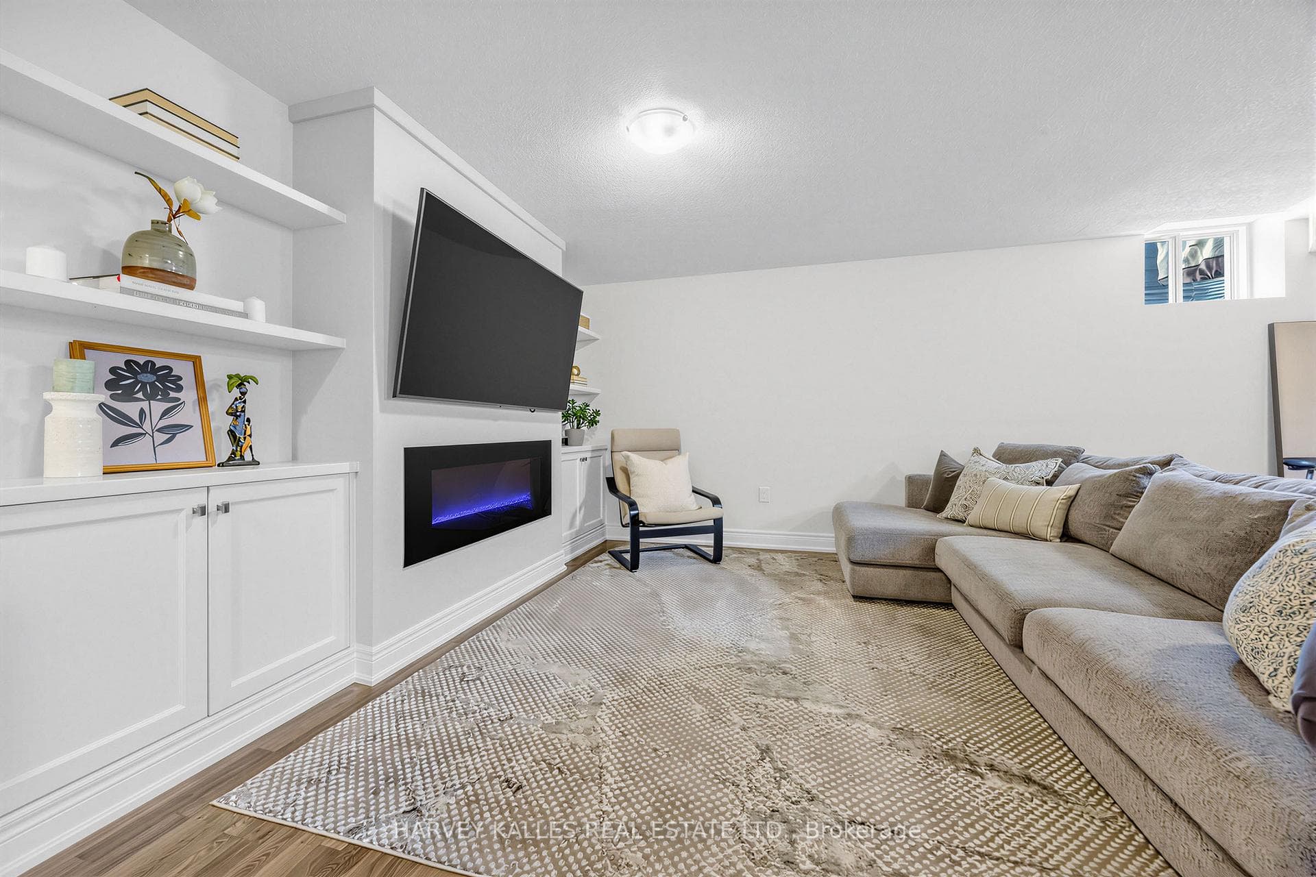 1002 Kingpeak Crescent photo 34