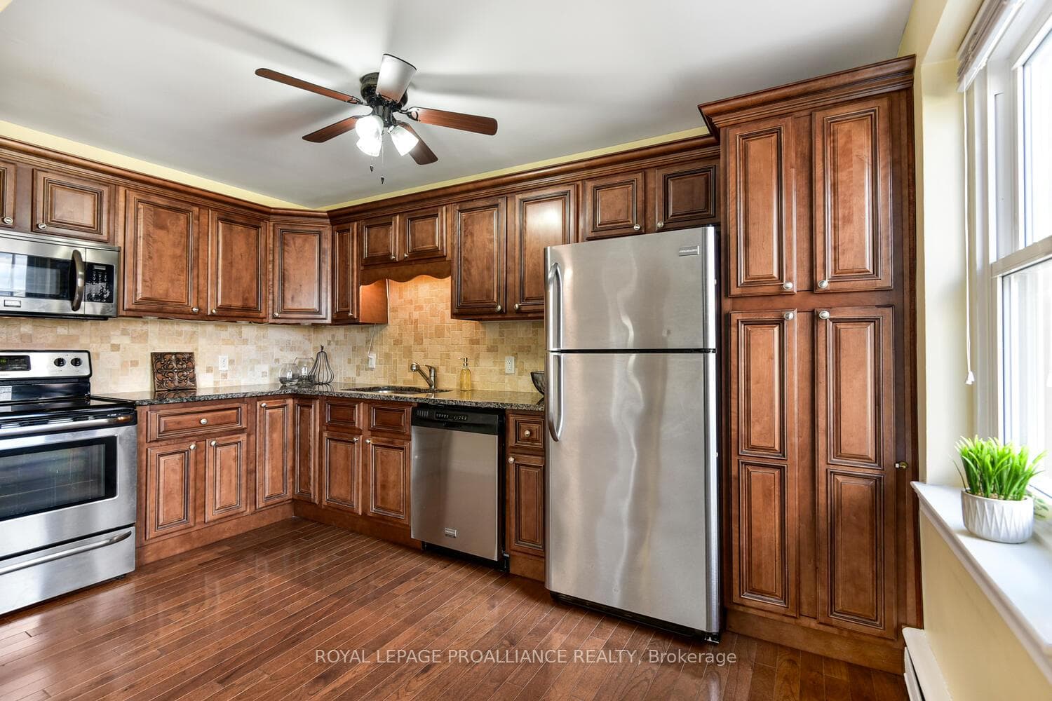 167 Pearl Street Unit 11 photo 13