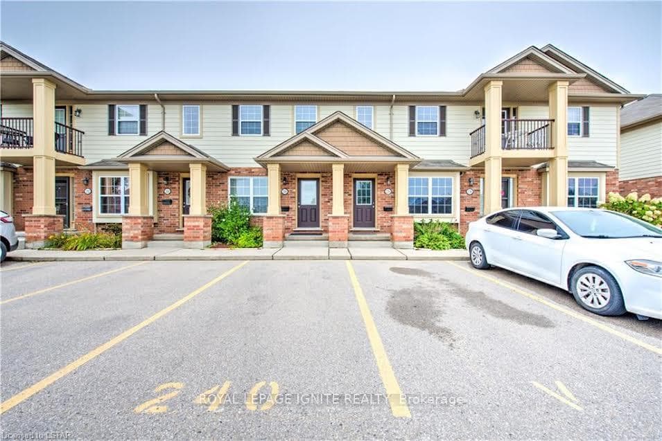 3320 Meadowgate Boulevard Unit 240 photo 2
