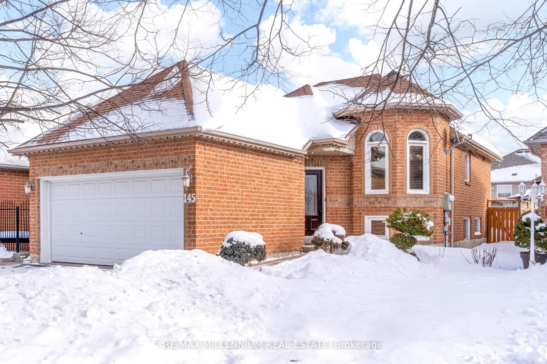 145 Springview Drive photo 1