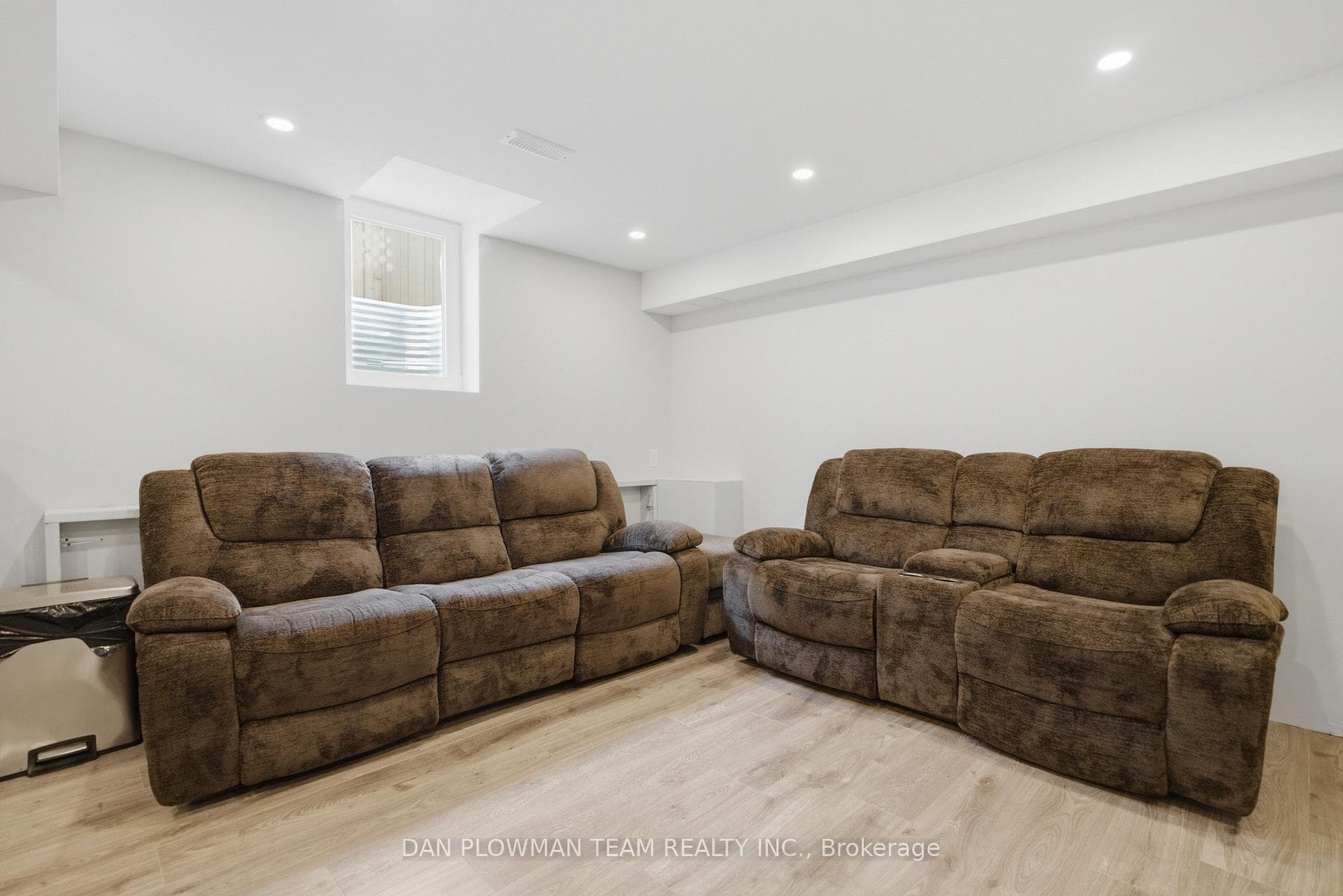 30 Weldon Street photo 35