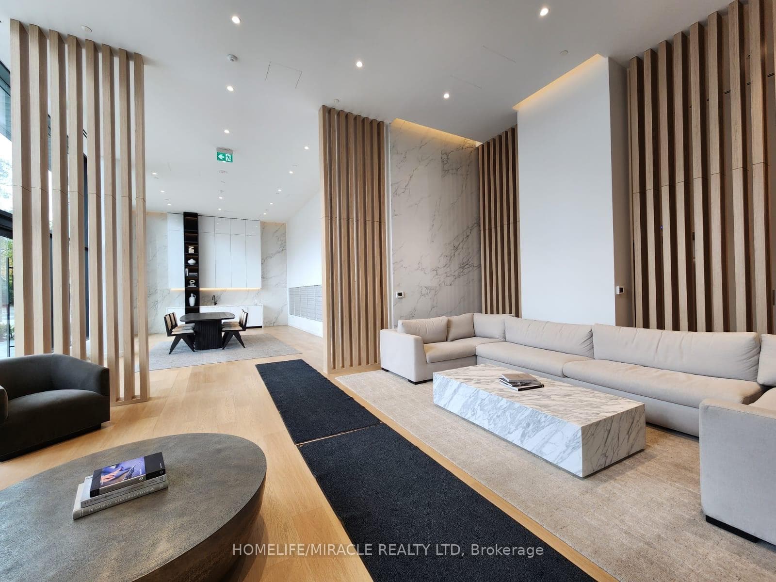 3009 Novar Road Unit 1813 photo 4