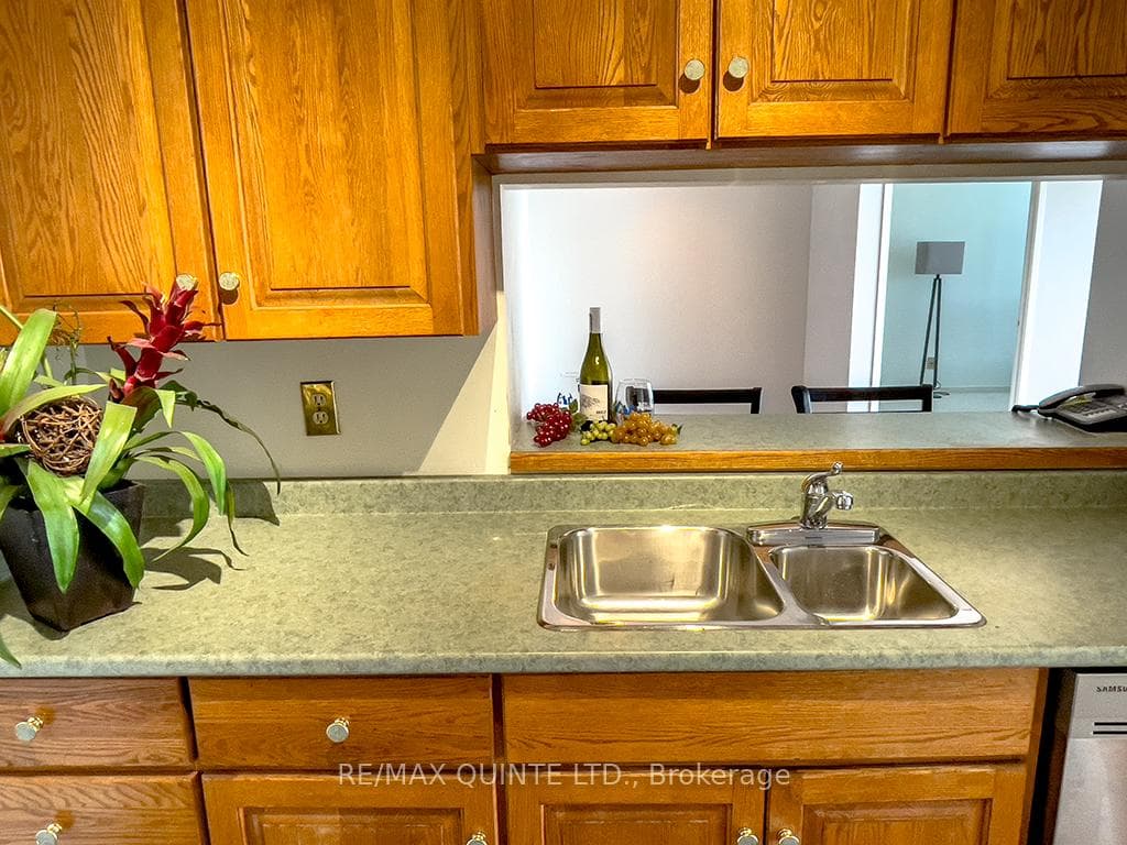 Kitchen 2, view to Dining area