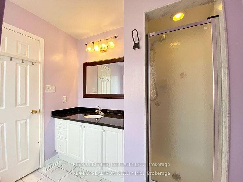 28 Silver Linden Drive photo 24