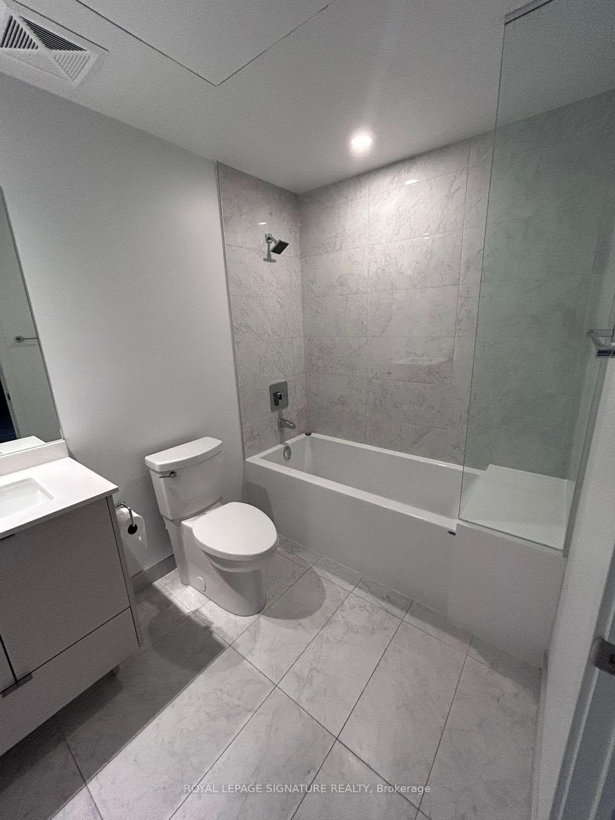 1926 Lakeshore Boulevard Unit 1216 photo 22