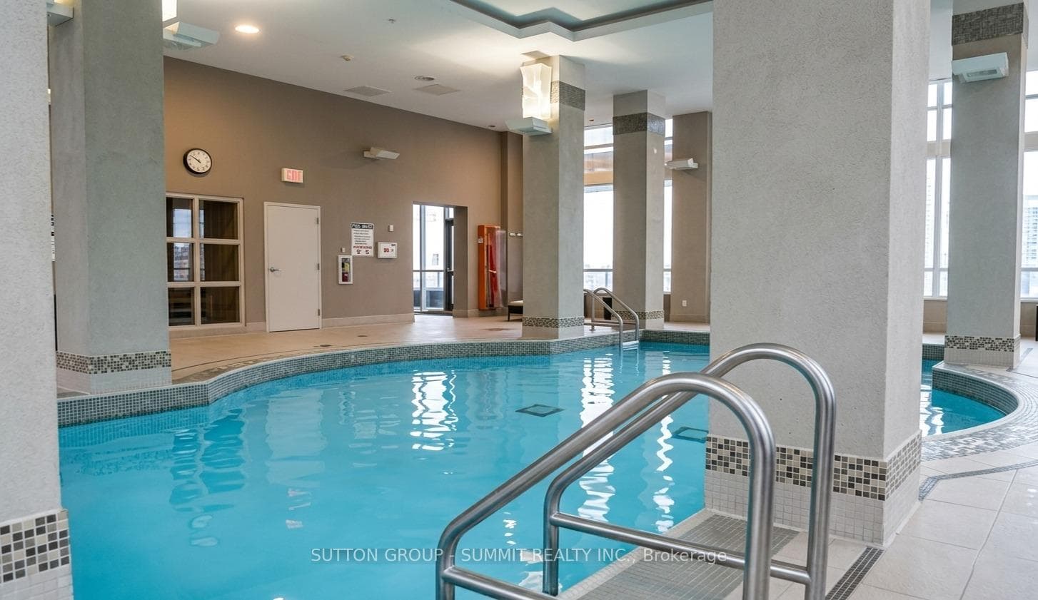 208 Enfield Place Unit 2209 photo 8