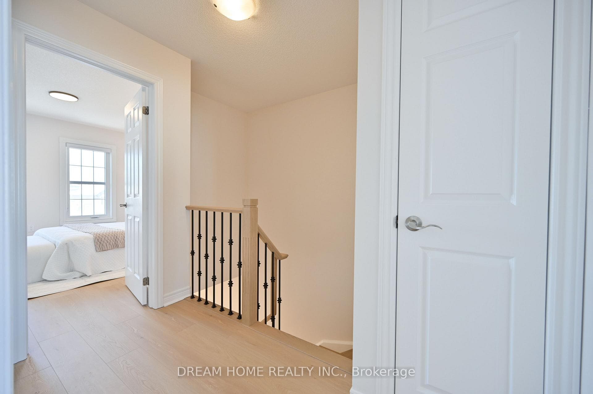 2280 Baronwood Drive Unit 98 photo 19