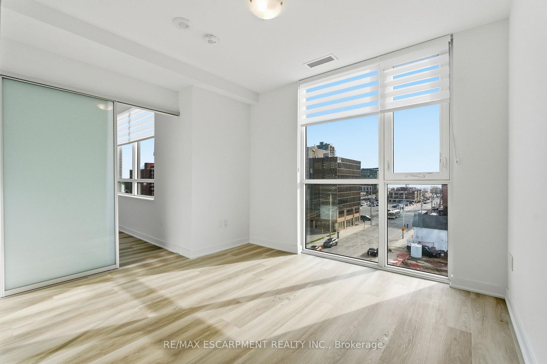 2007 JAMES Street Unit 404 photo 16