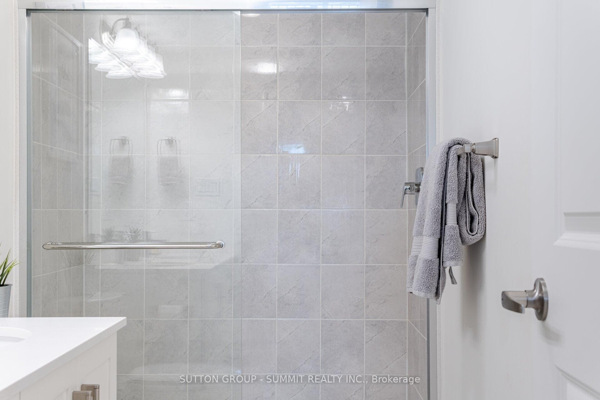 2205 LILLYKIN Street Unit 3 photo 26