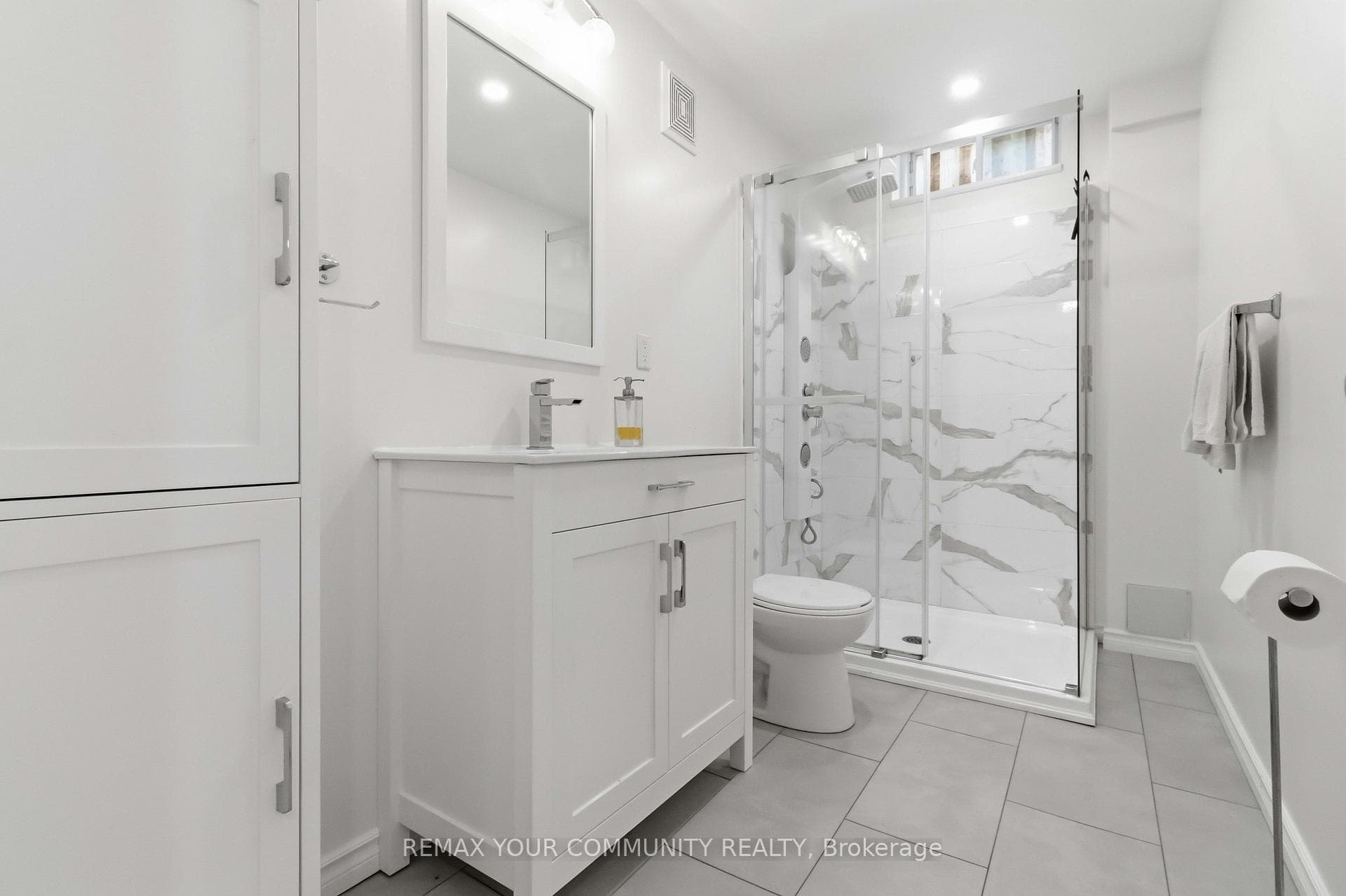 15 Klamath Court photo 37