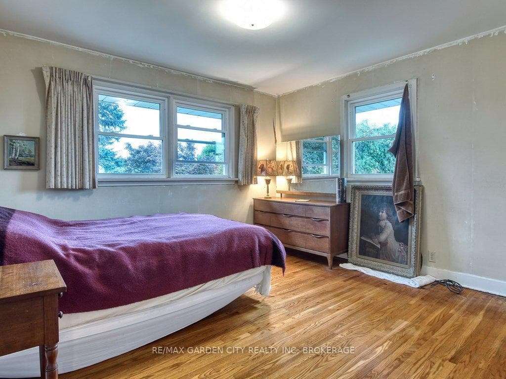2265 Seventh Street Louth Street photo 15