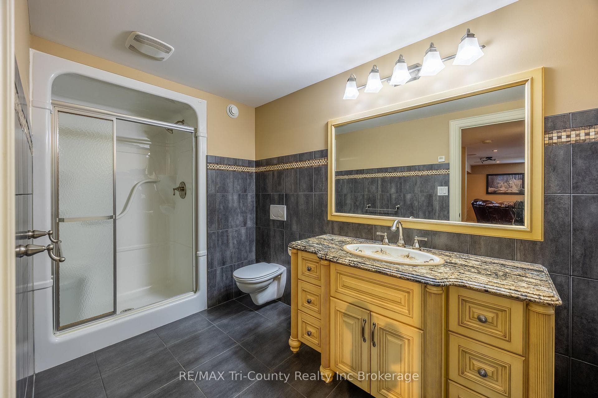 3 pc Bathroom-Basement