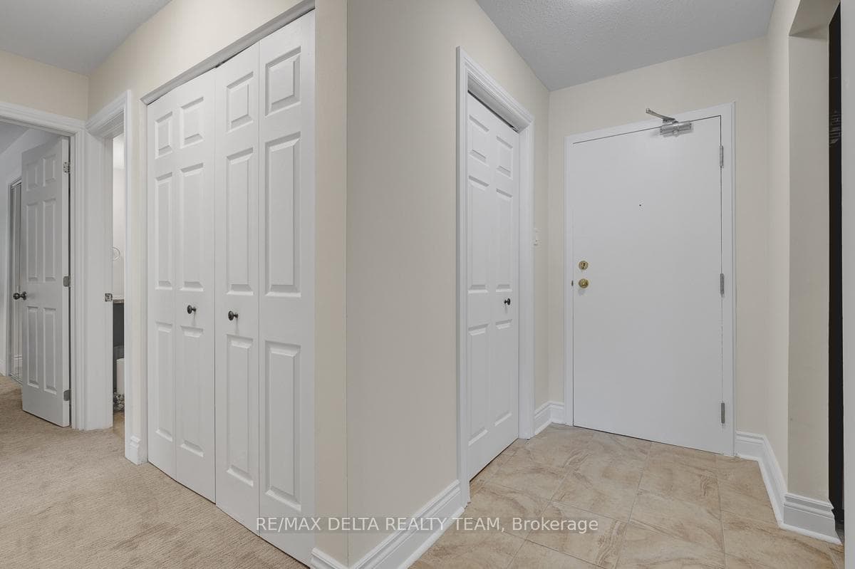 1099 Cadboro Road Unit 107 photo 3