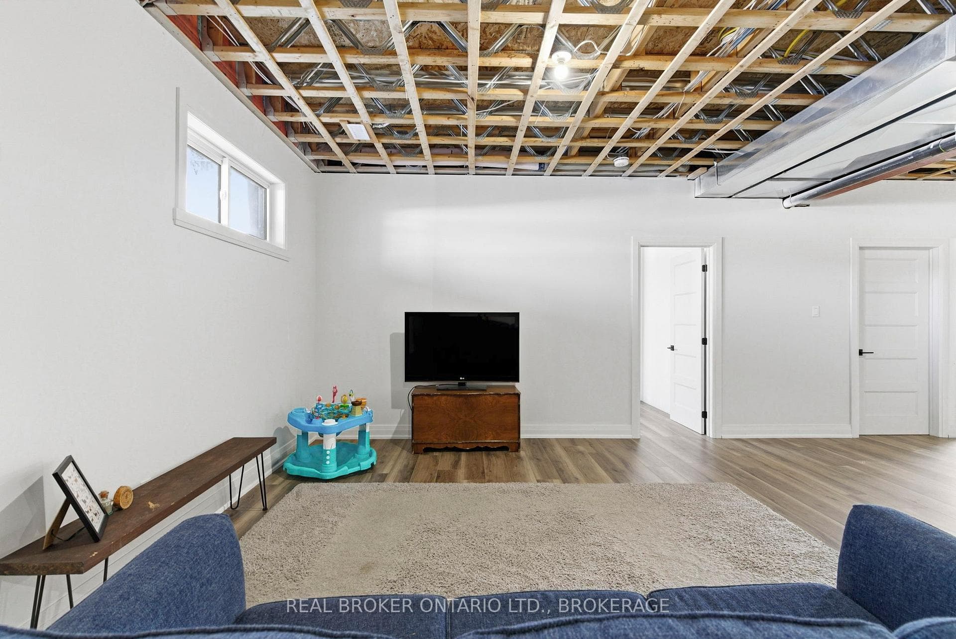 16119 Eamer Road photo 33