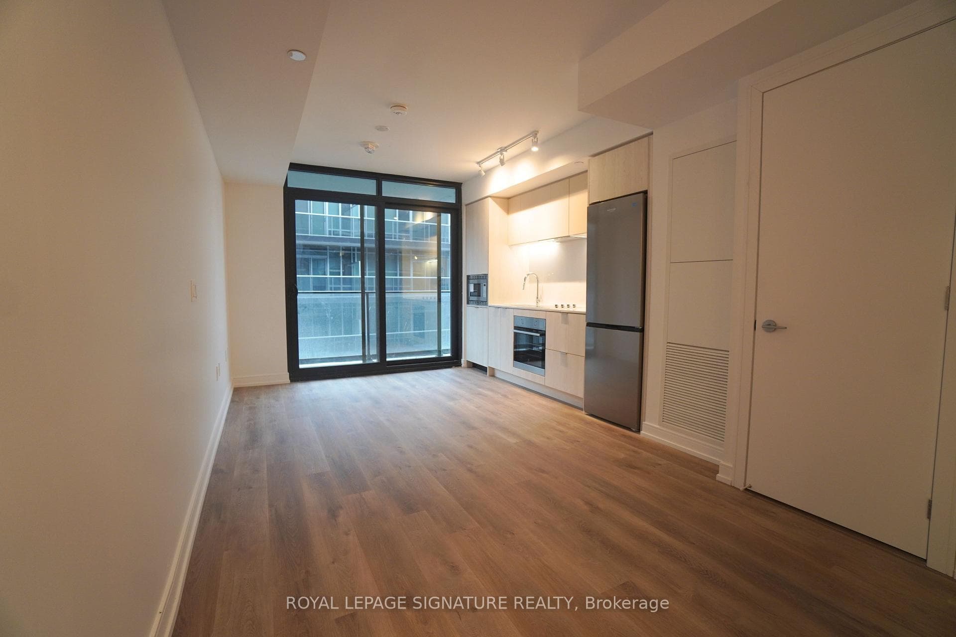 1 Jarvis Street Unit 1316 photo 1