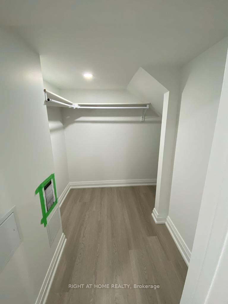 588 Boyd Lane photo 18