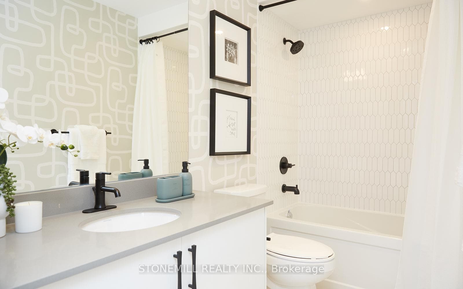 803 Smoothwater Lane photo 8